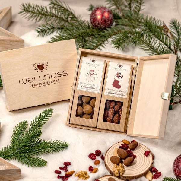 2 Weihnachts-Snacks in der Birkenholzbox