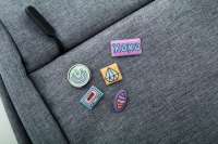 Vorschau: Lark Metall Pin/Anstecker Vorschau: Lark Metall Pin/Anstecker