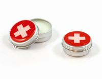 Vorschau: LipJar Alu - Lippenpflege im Aluminium-Döschen mit 4c Etikett Vorschau: LipJar Alu - Lippenpflege im Aluminium-Döschen mit 4c Etikett