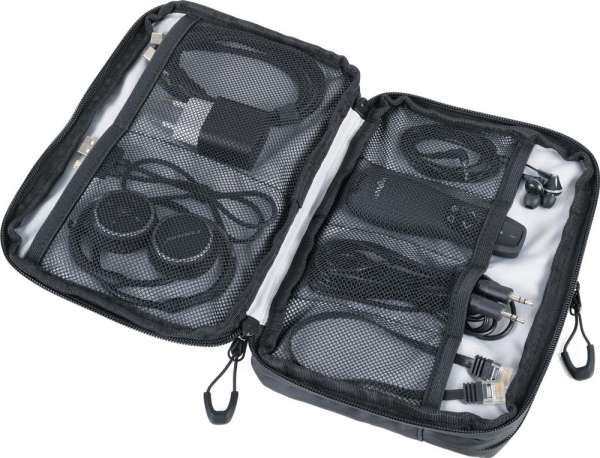 TROIKA Kabeltasche TROIKA BLACK TECH POUCH 2