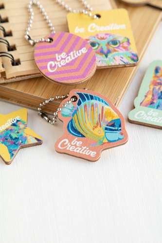 CreaFob Wood Schlüsselanhänger in Sonderform