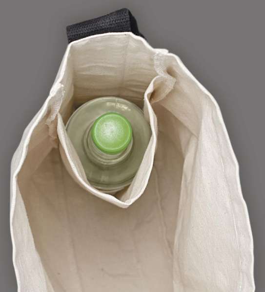 Umhängetasche mit Tragegurt und Flaschenhalter