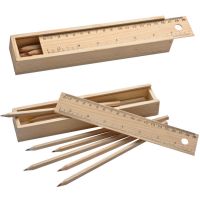Holzbox mit 8 Buntstiften und Lineal