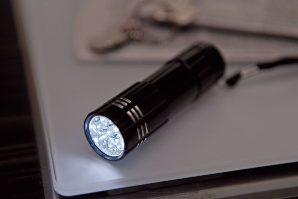 LED-Taschenlampe POWERFUL