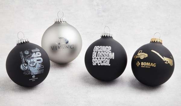 Weihnachtskugel 8 cm 3 Kugeln pro Box mit 2-3fbg. Tampondruck