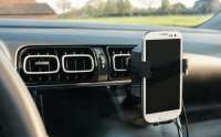 Vorschau: CHARGE N GO - Smartphone-Halter< Vorschau: CHARGE N GO - Smartphone-Halter<