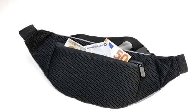 TROIKA Gürteltasche REFLACTIVE BAG