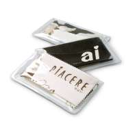 Vorschau: Brillenputztuch 20 x 20 cm im Schutzetui Vorschau: Brillenputztuch 20 x 20 cm im Schutzetui